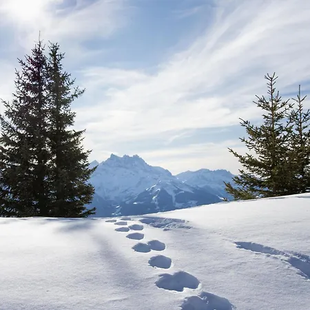 Topaze 2 By Interhome *